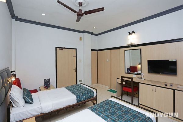 OYO 2506 Hotel Homely Raj Genel
