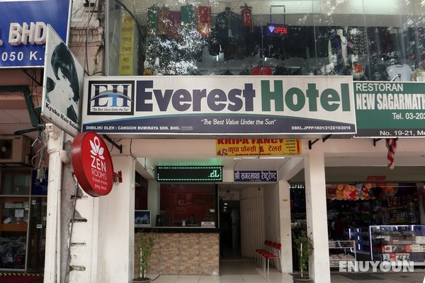 OYO 334 Everest Hotel Genel
