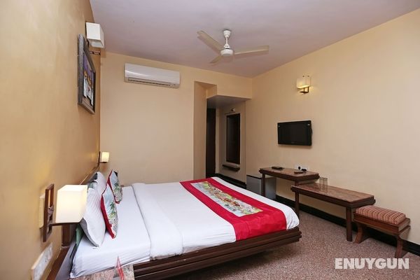OYO 8600 Hotel Deepali Executive Öne Çıkan Resim