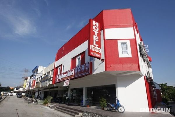 OYO 893 Hotel Holmes Kelana Jaya Genel