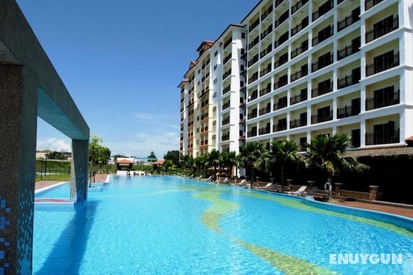 OYO HOME 90301 Suria Service Apartments @ Bukit Merak Laketown Resort Öne Çıkan Resim