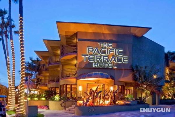 Pacific Terrace Hotel Genel