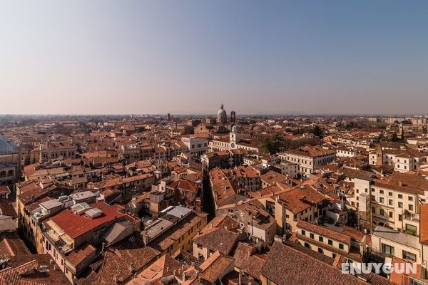 Padova Tower City & Hills View Libeccio Öne Çıkan Resim