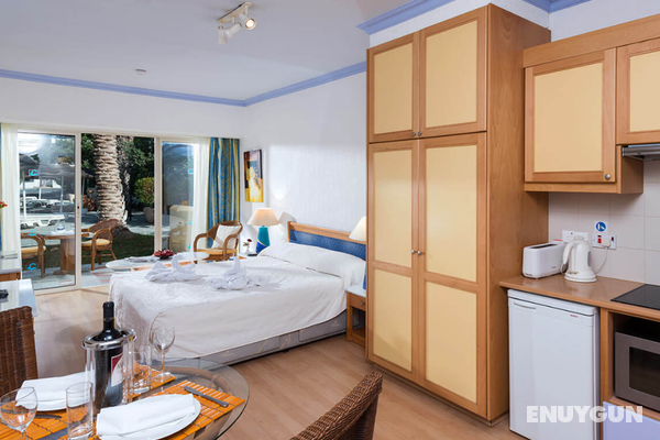 Paphos Gardens Holiday Resort - Hotel Genel