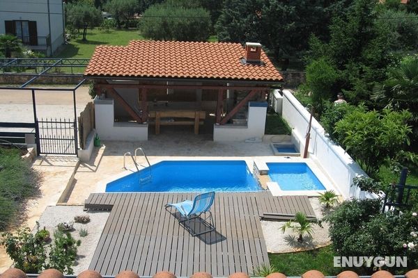 Peaceful House Only 900m From the sea With Swimming Pool, Bbq, Wifi, Airco Öne Çıkan Resim