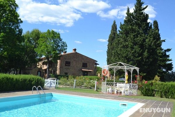 Peaceful Apartment With Pool in Montaione Italy Öne Çıkan Resim
