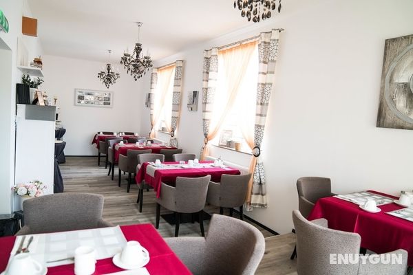 Pension & Restaurant La Amalia Genel