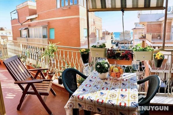 Penthouse 2-bed Apartment in Lido di Ostia Öne Çıkan Resim