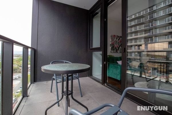 Perfect Location 2 Bdrs Apartment@glen Waverley Oda Düzeni
