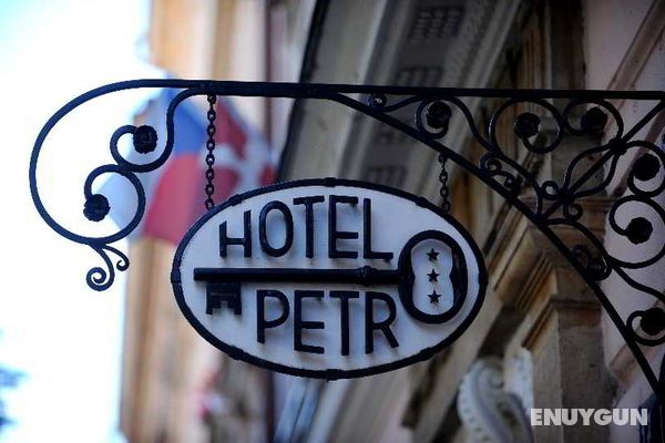Hotel Petr Genel