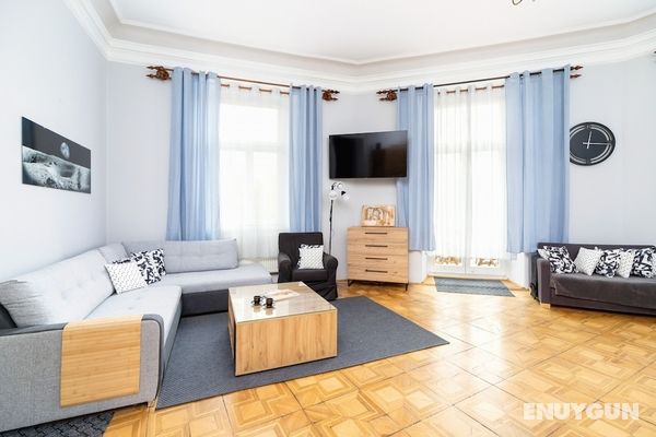 Podwale Apartment UJ Cracow by Renters Öne Çıkan Resim