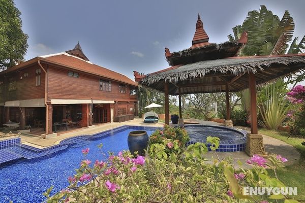 Presidential Thai Villa Öne Çıkan Resim