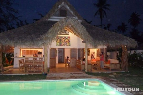 Pretty Caribbean Style Villa Öne Çıkan Resim