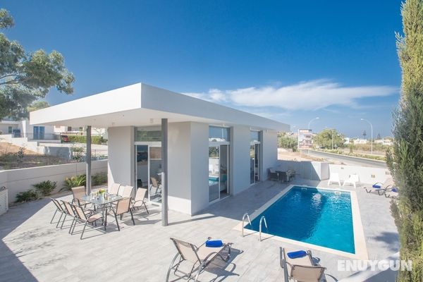 Villa Prpo490a, Stunning 5bdr Protaras Villa With Pool, Close to the Beach Öne Çıkan Resim
