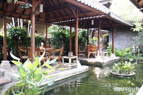 Hotel Puri Bambu Genel