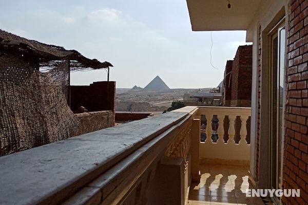 Pyramids Plateau Inn Öne Çıkan Resim