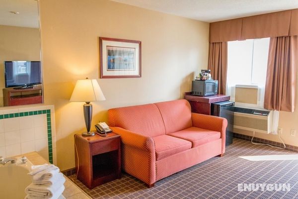 Quality Inn and Suites 1000 Islands Gananoque Genel