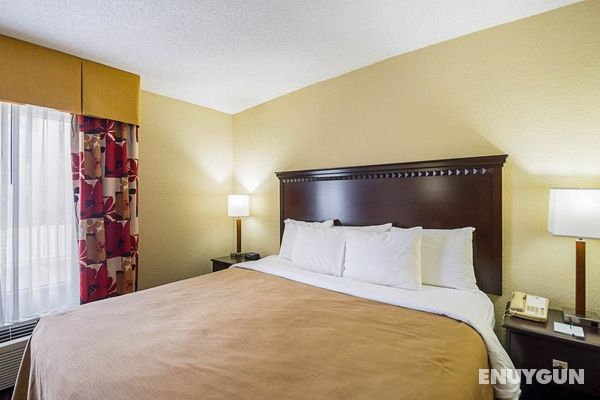 Quality Inn & Suites Hagerstown Area Genel