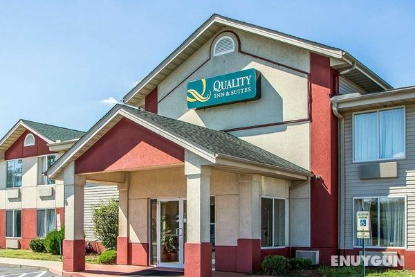 Quality Inn & Suites Middletown  Franklin Genel