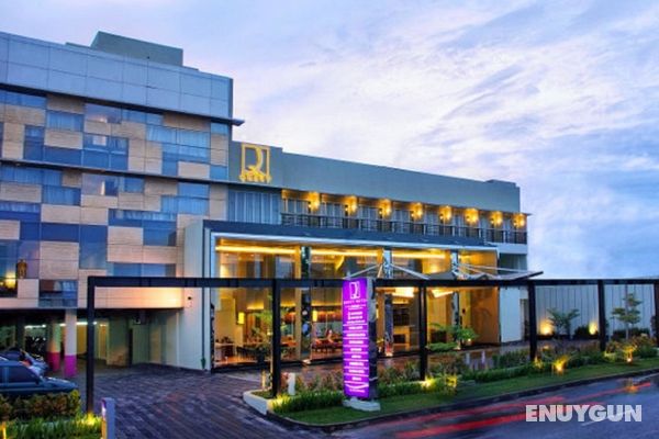 Quest Hotel Simpang Lima - Semarang Genel
