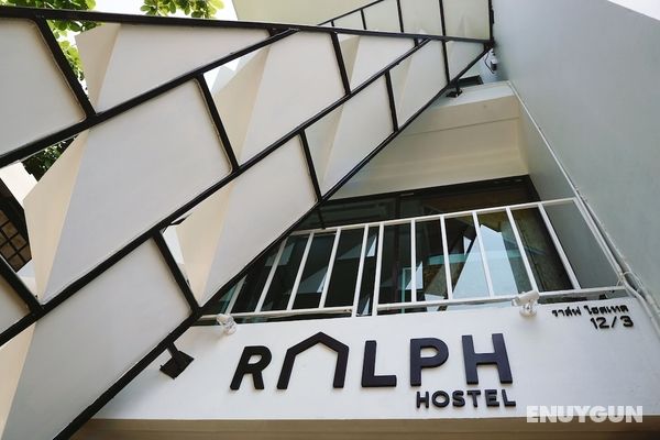 Ralph Hostel Öne Çıkan Resim