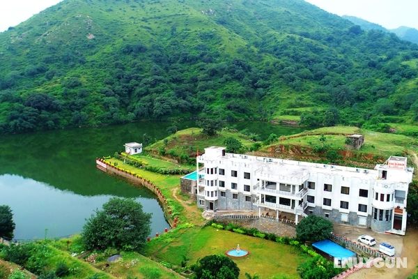 Rang Bhawan Inn- A Lake View Hotel Öne Çıkan Resim