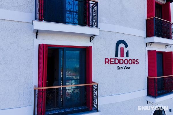 Reddoors Suites Sea View Öne Çıkan Resim