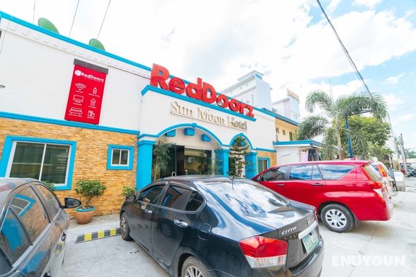 RedDoorz near Walking Street Angeles City Genel