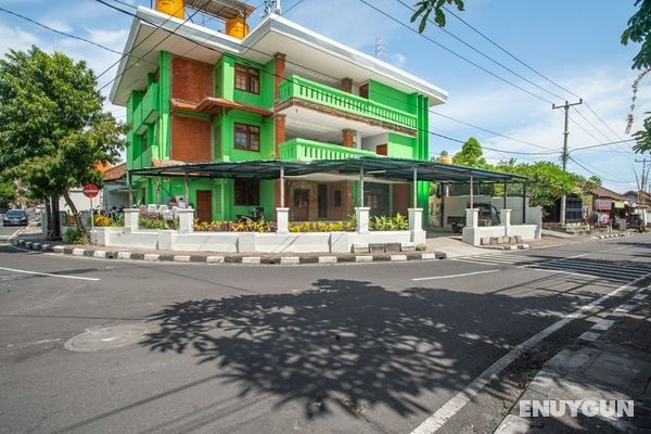 RedDoorz Syariah near Puri Agung Denpasar Öne Çıkan Resim