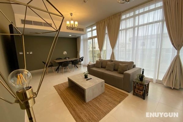 Refined Classy 3 Bedroom Apartment in Jumeirah Öne Çıkan Resim