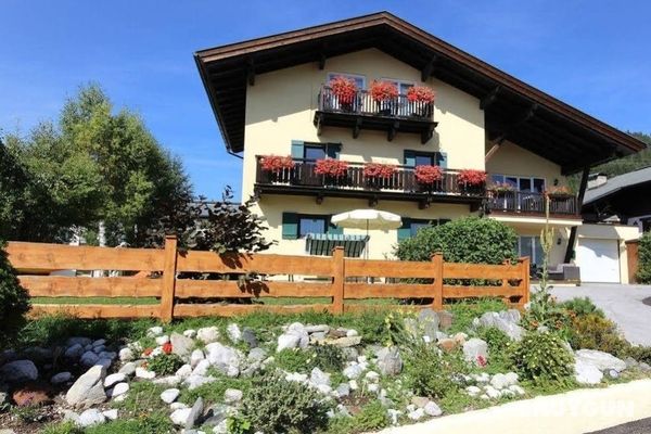 Relaxing Apartment in Seefeld in Tirol With Gardenter Öne Çıkan Resim