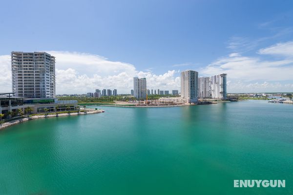 Renaissance Cancun Resort & Marina Genel