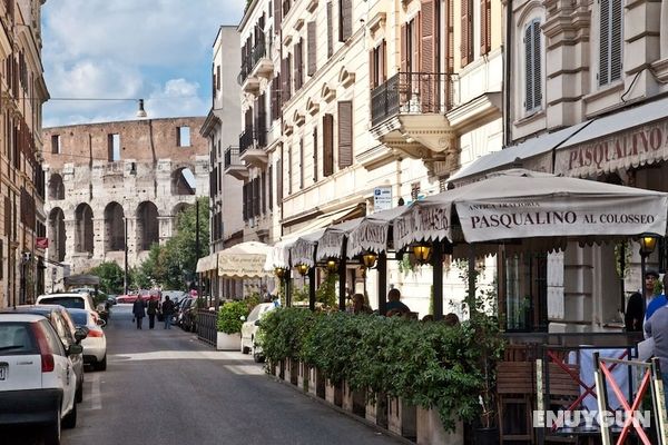 Rental In Rome Colour Colosseum Loft Öne Çıkan Resim