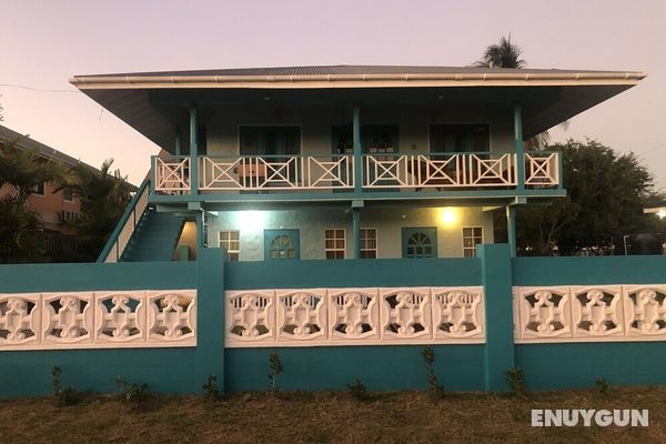 Restorations Tobago Öne Çıkan Resim