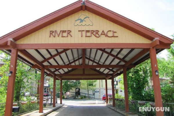 River Terrace Resort and Convention Center Genel