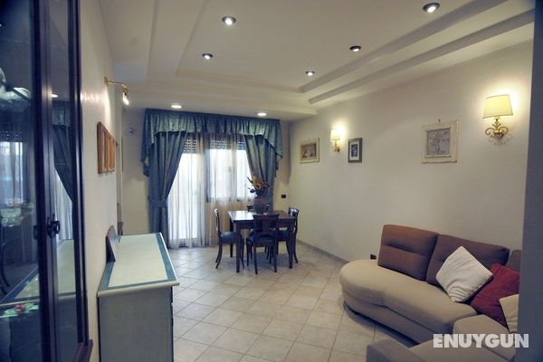 Roma Chic House - Luxury House 4 People - With 2 Bedrooms 2 Bathrooms Genel