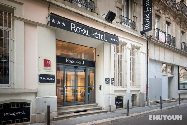 Royal Hotel Grenoble Centre Genel