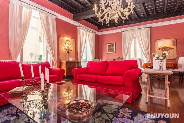 RSH Spanish Steps Luxury Apartment Öne Çıkan Resim