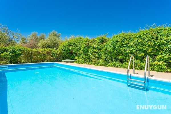 Villa Russa Anna Large Private Pool Walk to Beach Sea Views Wifi Car Not Required - 2019 Oda