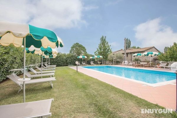 Rustic Cottage in Magione With Swimming Pool Havuz