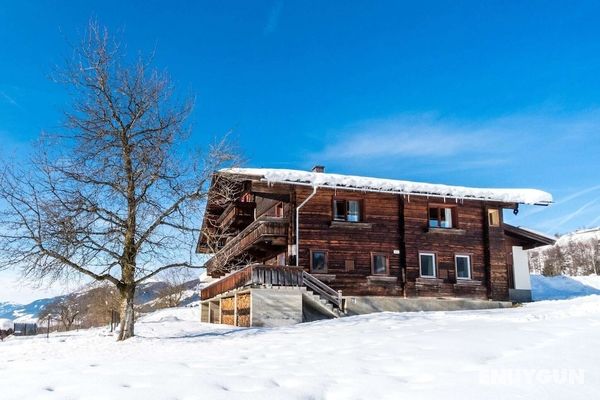 Rustic Mansion in Mittersill near Kirchberg Ski Area Öne Çıkan Resim