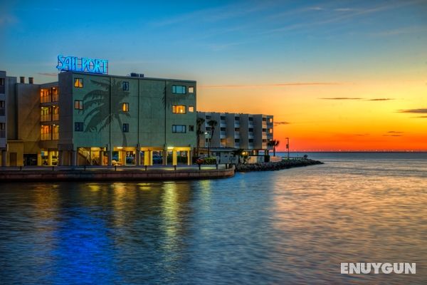 Sailport Resort Waterfront Suites on Tampa Bay Genel