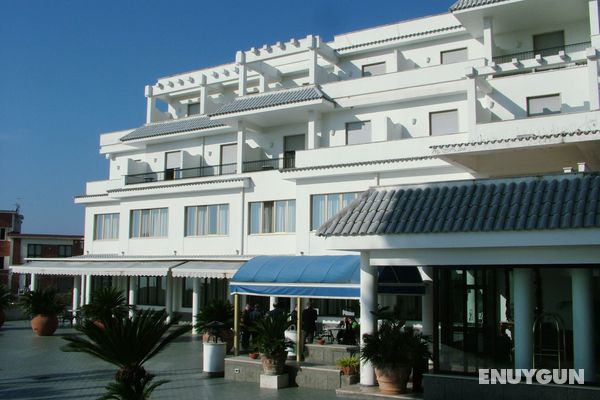 Sakura Hotel Genel