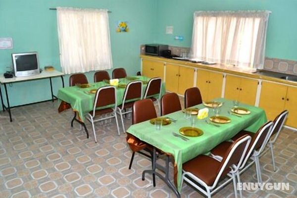 Shalom Guest House Genel