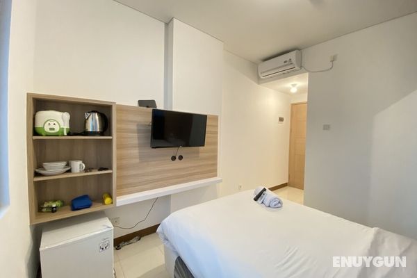 Simply Studio Room Semi Apartment at The Lodge Paskal near BINUS University Dış Mekan