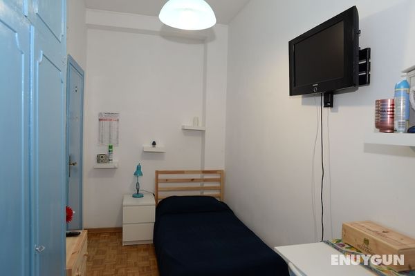 Single Room in Cozy and Comfortable Apartment Öne Çıkan Resim