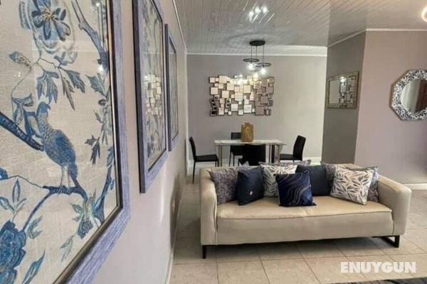 Spacious 2 Bedroomed Semi-detached Fully Furnished Apartment İç Mekan