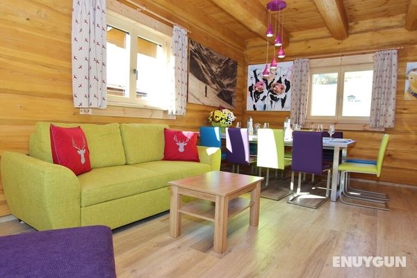 Spacious Chalet in Kaprun with Hot Tub Öne Çıkan Resim