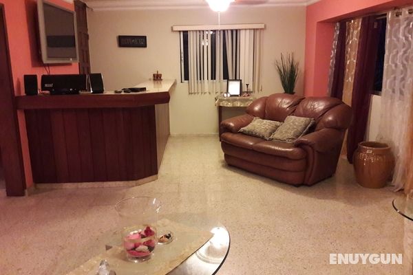 Spacious & Comfortable Penthouse in DR Genel