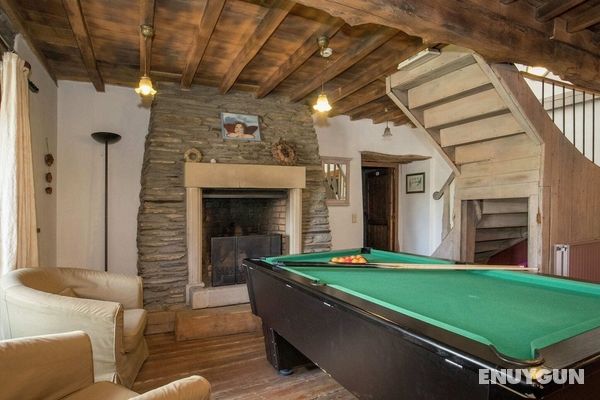 Spacious Farmhouse in Gouvy With Indoor Pool Genel